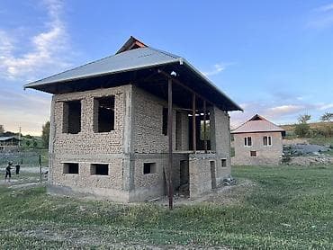 Сары Колот, Кара-Суу району Бешуй/Барак Улица Доолотбая Мусабекова at lalafo.kg Сары Колот, Кара-Суу району Бешуй/Барак Улица Доолотбая Мусабекова