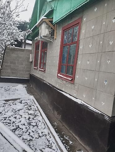 Продается дом 4 сотки отопление газовое есть печное имеется баня в at lalafo.kg Продается дом 4 сотки отопление газовое есть печное имеется баня в