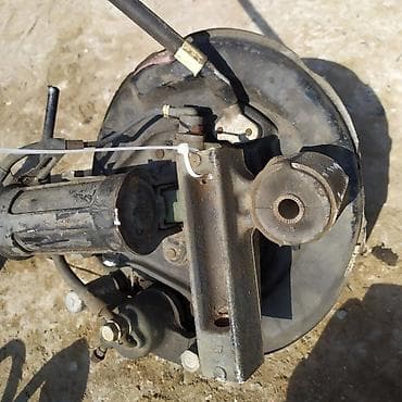 Цапфа TOYOTA MARK 2 MCV21 2MZ-FE 2001 задн. лев. (б/у) at lalafo.kg Цапфа TOYOTA MARK 2 MCV21 2MZ-FE 2001 задн. лев. (б/у)