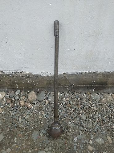 Кувалда 10 кг для тренировок at lalafo.kg Кувалда 10 кг для тренировок