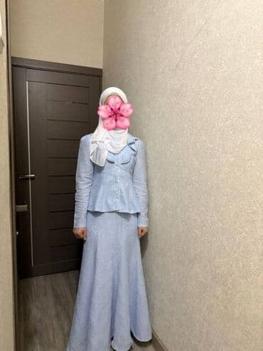 Вечернее платье, Русалка, Длинная модель, С рукавами, Камни, M at lalafo.kg Вечернее платье, Русалка, Длинная модель, С рукавами, Камни, M