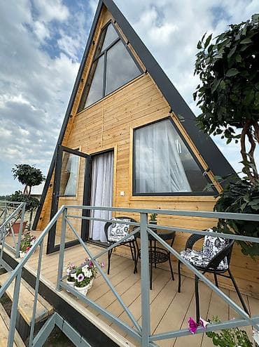 Коттедж, a-Frame Кара-Ой (Долинка), Парковка, стоянка at lalafo.kg Коттедж, a-Frame Кара-Ой (Долинка), Парковка, стоянка