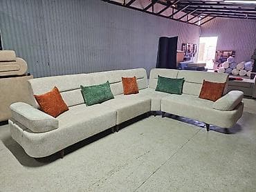 Угловой диван, C подушками, Трехместный at lalafo.kg Угловой диван, C подушками, Трехместный