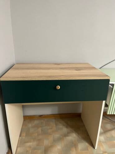 Срочно продаю Новый письменный столик
Две шт. за 5000 at lalafo.kg Срочно продаю Новый письменный столик
Две шт. за 5000