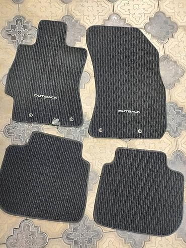 Родные Ворсовые Полики Для салона Subaru, цвет - Черный, Б/у, Самовывоз at lalafo.kg Родные Ворсовые Полики Для салона Subaru, цвет - Черный, Б/у, Самовывоз