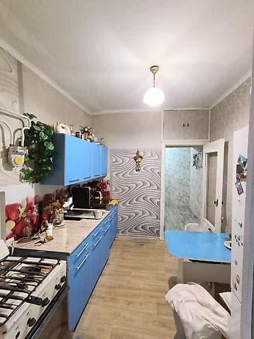 3 комнаты, 65 м², 2 этаж, Косметический ремонт at lalafo.kg — 8 3 комнаты, 65 м², 2 этаж, Косметический ремонт — 8