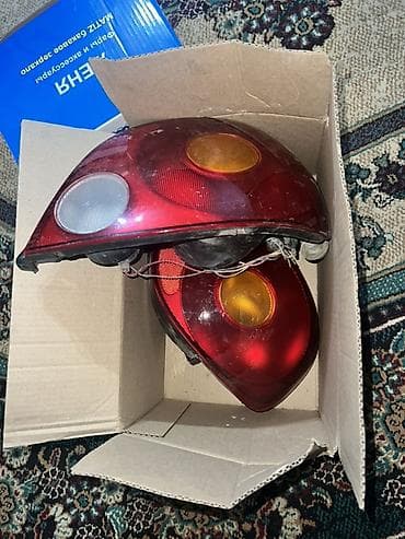 Комплект стоп-сигналов ВАЗ (LADA) Б/у at lalafo.kg Комплект стоп-сигналов ВАЗ (LADA) Б/у