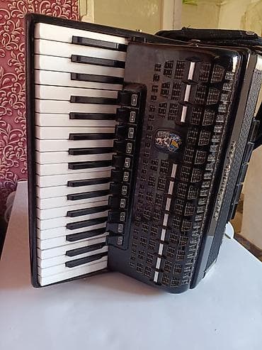 Аккордеон Weltmeister (клавишный) - Тип: аккордеон с at lalafo.kg Аккордеон Weltmeister (клавишный) - Тип: аккордеон с