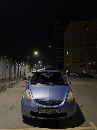 Honda Fit: 2002 г., 1.3 л, Вариатор, Бензин, Хэтчбэк at lalafo.kg Honda Fit: 2002 г., 1.3 л, Вариатор, Бензин, Хэтчбэк