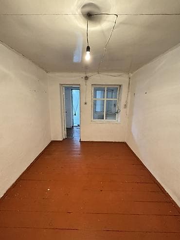 10 м², Без мебели at lalafo.kg 10 м², Без мебели