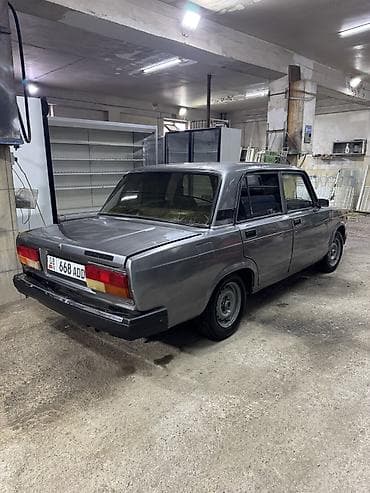 ВАЗ (ЛАДА) 2107: 2010 г., 1.6 л, Механика, Бензин, Седан at lalafo.kg ВАЗ (ЛАДА) 2107: 2010 г., 1.6 л, Механика, Бензин, Седан