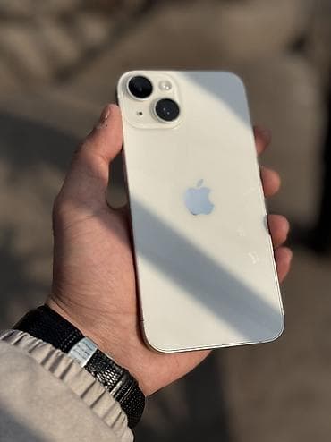 IPhone 14, Б/у, 128 ГБ, Белый, Чехол, 80 % at lalafo.kg IPhone 14, Б/у, 128 ГБ, Белый, Чехол, 80 %