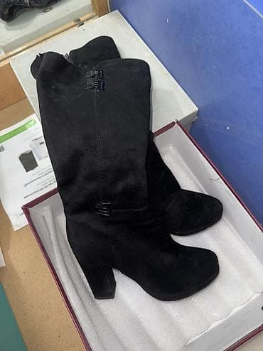 Сапоги, 35, Б/у, цвет - Черный, Самовывоз at lalafo.kg Сапоги, 35, Б/у, цвет - Черный, Самовывоз