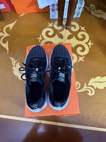 Мужские кроссовки, 41, Nike, Новый, цвет - Черный at lalafo.kg — 2 Мужские кроссовки, 41, Nike, Новый, цвет - Черный — 2