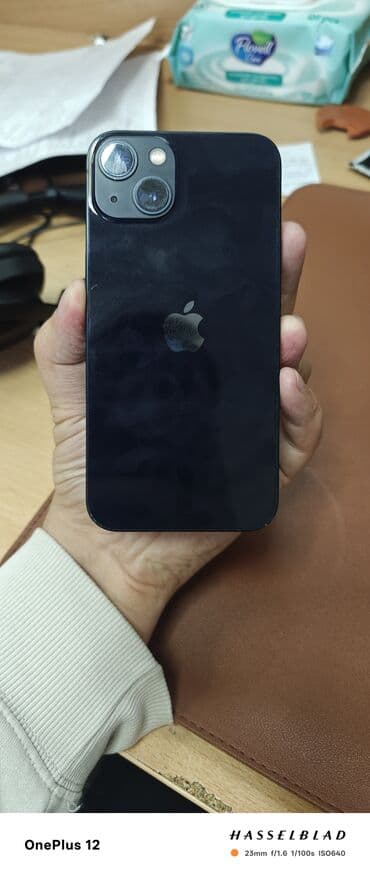 IPhone 13, Б/у, 128 ГБ, Midnight, Чехол, 78 % at lalafo.kg IPhone 13, Б/у, 128 ГБ, Midnight, Чехол, 78 %