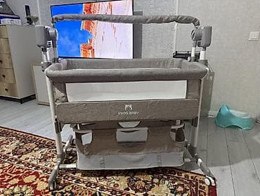 Детская приставная кроватка, Б/у, С колесиками, цвет - Серый at lalafo.kg Детская приставная кроватка, Б/у, С колесиками, цвет - Серый