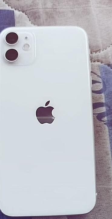 IPhone 11, Б/у, 64 ГБ, Белый, Чехол, 70 % at lalafo.kg IPhone 11, Б/у, 64 ГБ, Белый, Чехол, 70 %