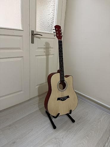 Срочно продается акустическая гитара 41 размер в идеальном новом at lalafo.kg Срочно продается акустическая гитара 41 размер в идеальном новом