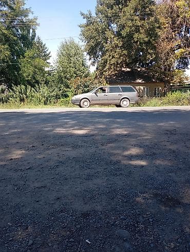 Volkswagen Passat Variant: 1991 г., Механика, Бензин, Универсал at lalafo.kg Volkswagen Passat Variant: 1991 г., Механика, Бензин, Универсал