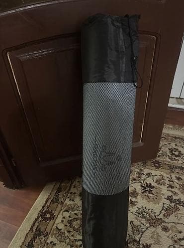 Коврик для йоги/фитнеса в чехле - Материал коврика: плотный at lalafo.kg Коврик для йоги/фитнеса в чехле - Материал коврика: плотный