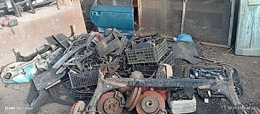 Автозапчасти разбор — комплект различных деталей В наличии крупная at lalafo.kg Автозапчасти разбор — комплект различных деталей В наличии крупная