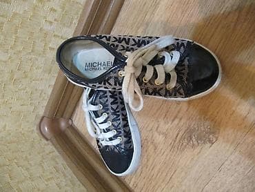 Детская обувь в ассортименте,вся в отличном состоянии PUMA оригинал at lalafo.kg Детская обувь в ассортименте,вся в отличном состоянии PUMA оригинал