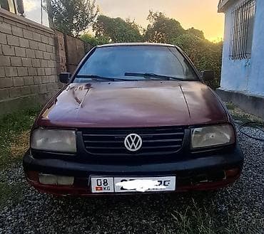 Volkswagen Vento: 1993 г., 1.8 л, Механика, Седан at lalafo.kg Volkswagen Vento: 1993 г., 1.8 л, Механика, Седан