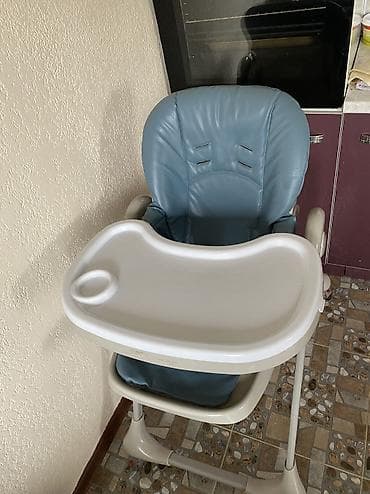 Детский стул, Б/у, Пластик, цвет - Серый at lalafo.kg Детский стул, Б/у, Пластик, цвет - Серый