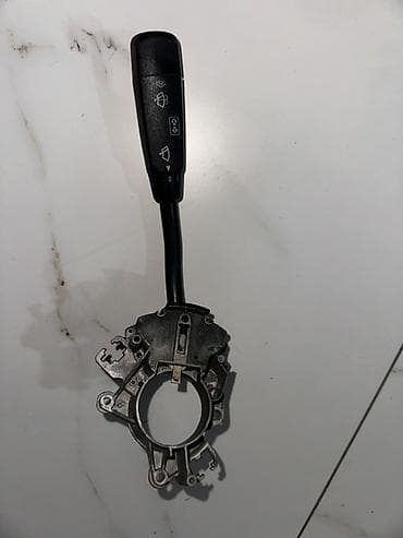 Руль колонкалары: Мерс w210 рычаг подрулевой (переключатель света/поворотов/дворников) lalafo.kg да — 1 Руль колонкалары: Мерс w210 рычаг подрулевой (переключатель света/поворотов/дворников) — 1