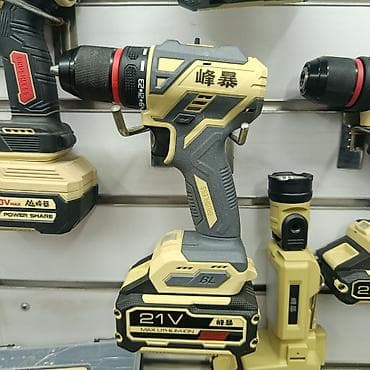 Аккумуляторный шуруповёрт/дрель 21V с бесщёточным мотором - Питание at lalafo.kg Аккумуляторный шуруповёрт/дрель 21V с бесщёточным мотором - Питание