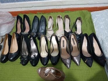 Туфли, 39, Новый, цвет - Черный at lalafo.kg Туфли, 39, Новый, цвет - Черный