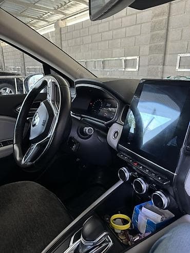 Renault Captur: 2020 г., 1.3 л, Автомат, Бензин, Кроссовер at lalafo.kg Renault Captur: 2020 г., 1.3 л, Автомат, Бензин, Кроссовер