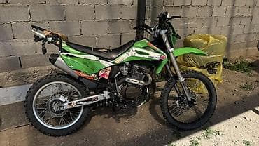 Эндуро/кроссовый мотоцикл 250 см³ (примерно), зелёный, с at lalafo.kg Эндуро/кроссовый мотоцикл 250 см³ (примерно), зелёный, с
