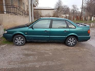 Volkswagen Passat: 1995 г., 1.8 л, Механика, Бензин, Седан at lalafo.kg Volkswagen Passat: 1995 г., 1.8 л, Механика, Бензин, Седан