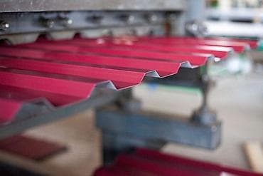 Профнастил кровельный/стеновой - Профилированные стальные листы at lalafo.kg Профнастил кровельный/стеновой - Профилированные стальные листы