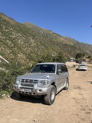Mitsubishi Pajero: 1998 г., 3.5 л, Автомат, Бензин, Внедорожник at lalafo.kg Mitsubishi Pajero: 1998 г., 3.5 л, Автомат, Бензин, Внедорожник