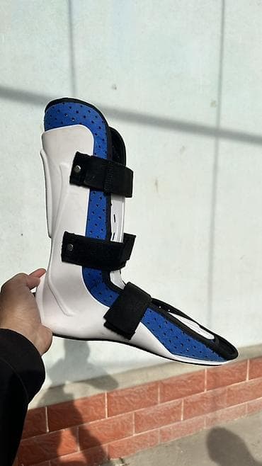 Ортездер: Ортез-фиксатор на голеностопный сустав (AFO) с опорой стопы. Левая lalafo.kg да — 1 Ортездер: Ортез-фиксатор на голеностопный сустав (AFO) с опорой стопы. Левая — 1