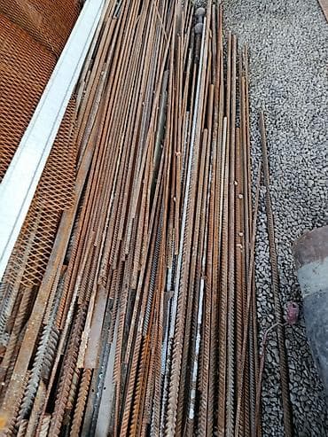 Арматуры и профили Б/У. Бир метрден эки метрге чейин.Арматуранын at lalafo.kg Арматуры и профили Б/У. Бир метрден эки метрге чейин.Арматуранын