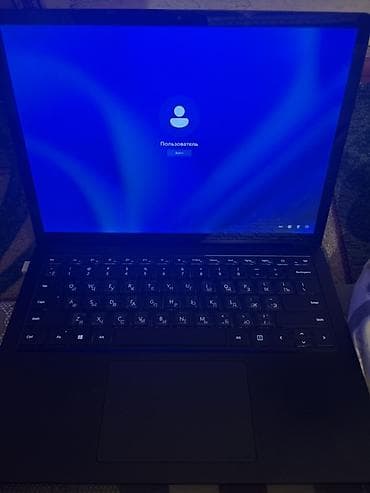 Ноутбук 13–14" с русскоязычной раскладкой и подсветкой клавиатуры at lalafo.kg Ноутбук 13–14" с русскоязычной раскладкой и подсветкой клавиатуры