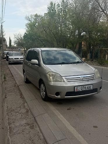 Toyota Raum: 2004 г., 1.5 л, Автомат, Бензин, Хэтчбэк at lalafo.kg Toyota Raum: 2004 г., 1.5 л, Автомат, Бензин, Хэтчбэк