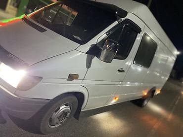 Грузовик, Mercedes-Benz, Стандарт, 5 т, Б/у at lalafo.kg Грузовик, Mercedes-Benz, Стандарт, 5 т, Б/у