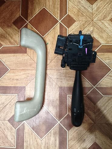 Таета раум переключатель - Переключатель стеклоочистителей at lalafo.kg Таета раум переключатель - Переключатель стеклоочистителей