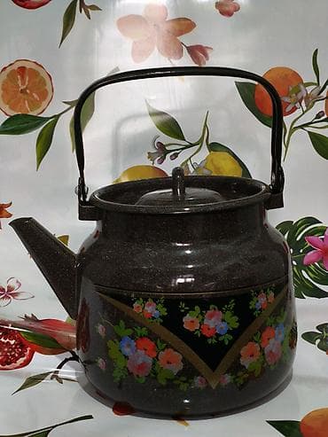 Продаю новый чайник 3 литра. Классический чайник из углеродистой стали at lalafo.kg Продаю новый чайник 3 литра. Классический чайник из углеродистой стали