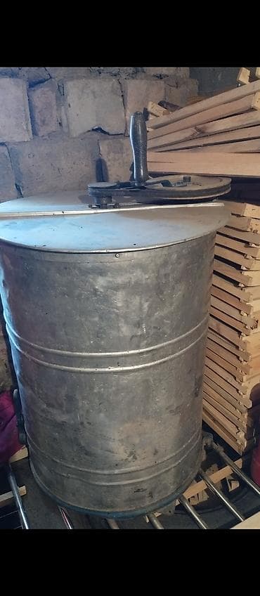 Мультитулдар: Ручная медогонка радиальная - Тип: радиальная медогонка с корзиной lalafo.kg да — 2 Мультитулдар: Ручная медогонка радиальная - Тип: радиальная медогонка с корзиной — 2