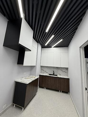 Кухонный гарнитур в современном минималистичном стиле - Планировка lalafo.kg да Кухонный гарнитур в современном минималистичном стиле - Планировка