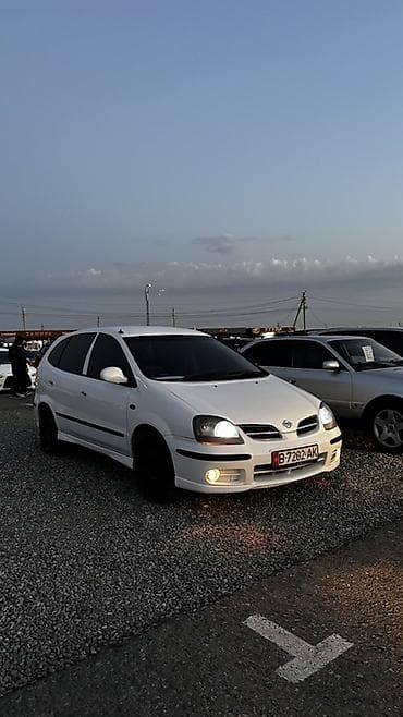 Nissan Almera Tino: 2001 г., 1.8 л, Автомат, Бензин, Хэтчбэк at lalafo.kg Nissan Almera Tino: 2001 г., 1.8 л, Автомат, Бензин, Хэтчбэк