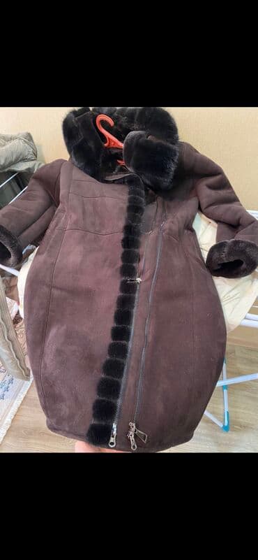 Дубленка, По колено, С капюшоном, L at lalafo.kg Дубленка, По колено, С капюшоном, L