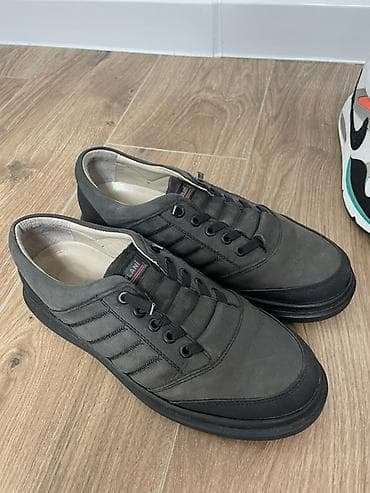 Мужские кеды Carlo Pazolini - Цвет: темно‑серый/черный - Материал at lalafo.kg Мужские кеды Carlo Pazolini - Цвет: темно‑серый/черный - Материал