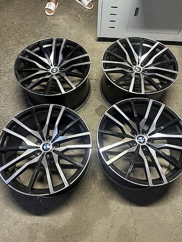 Литые Диски R 22 BMW, Комплект, отверстий - 5 at lalafo.kg Литые Диски R 22 BMW, Комплект, отверстий - 5