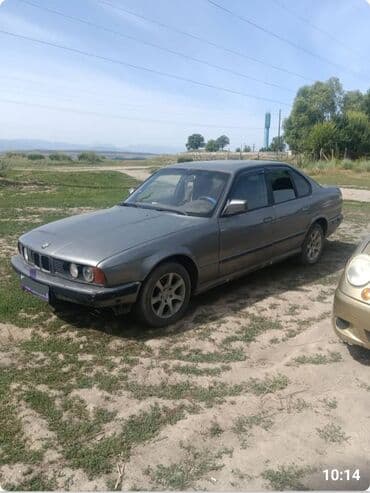 BMW : 1991 г., 2 л, Механика, Бензин, Седан at lalafo.kg BMW : 1991 г., 2 л, Механика, Бензин, Седан